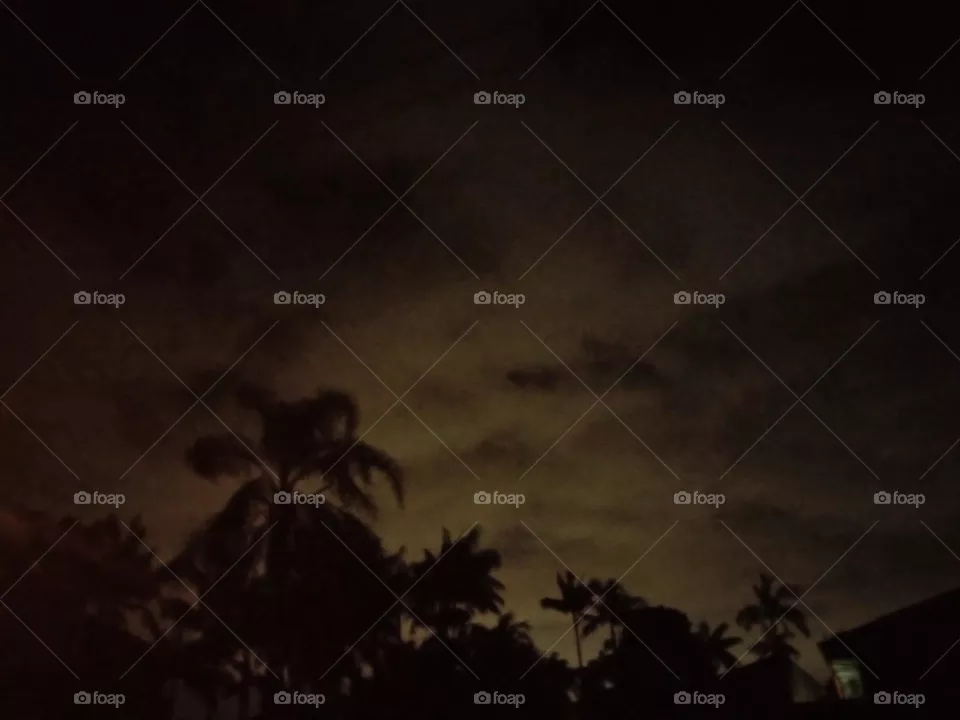cielo oscuro