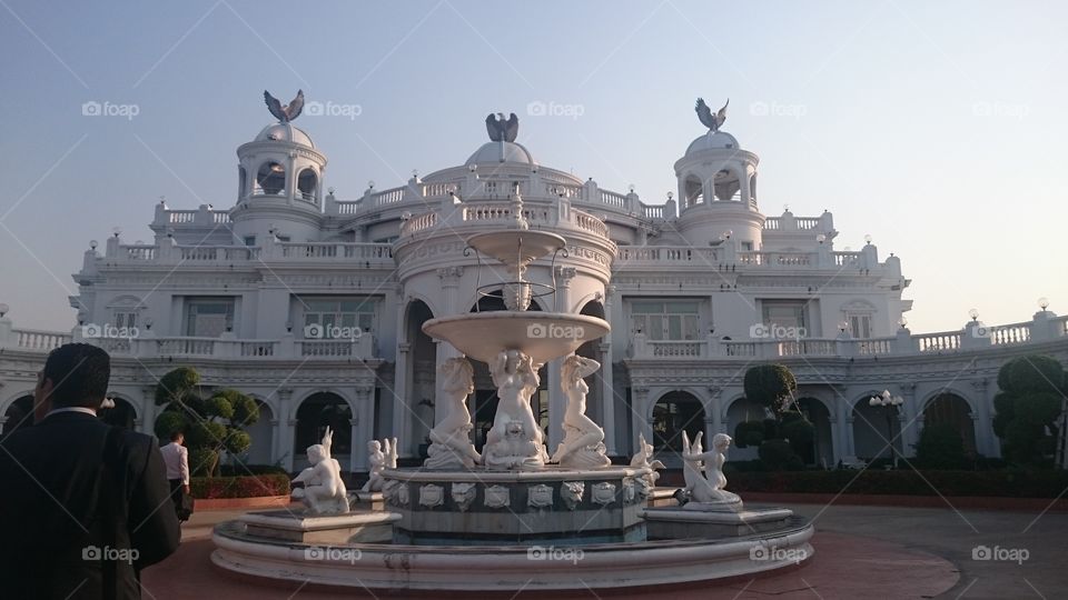 thai white house?. location for music video shoot north bangkok