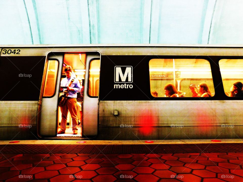 A daily  commute on the subway of DC