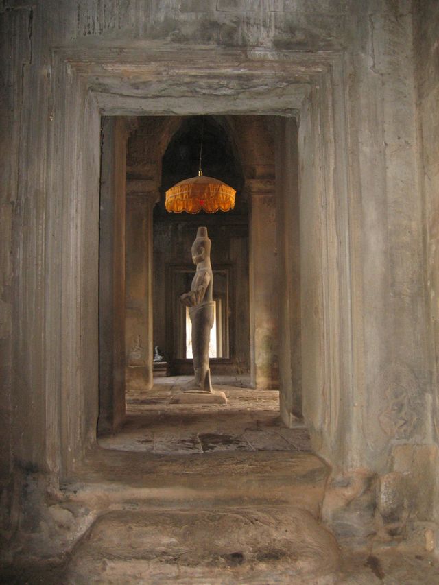 angkor watt buddha 
