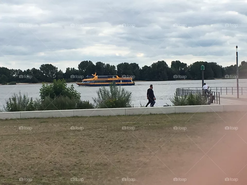Schiff 