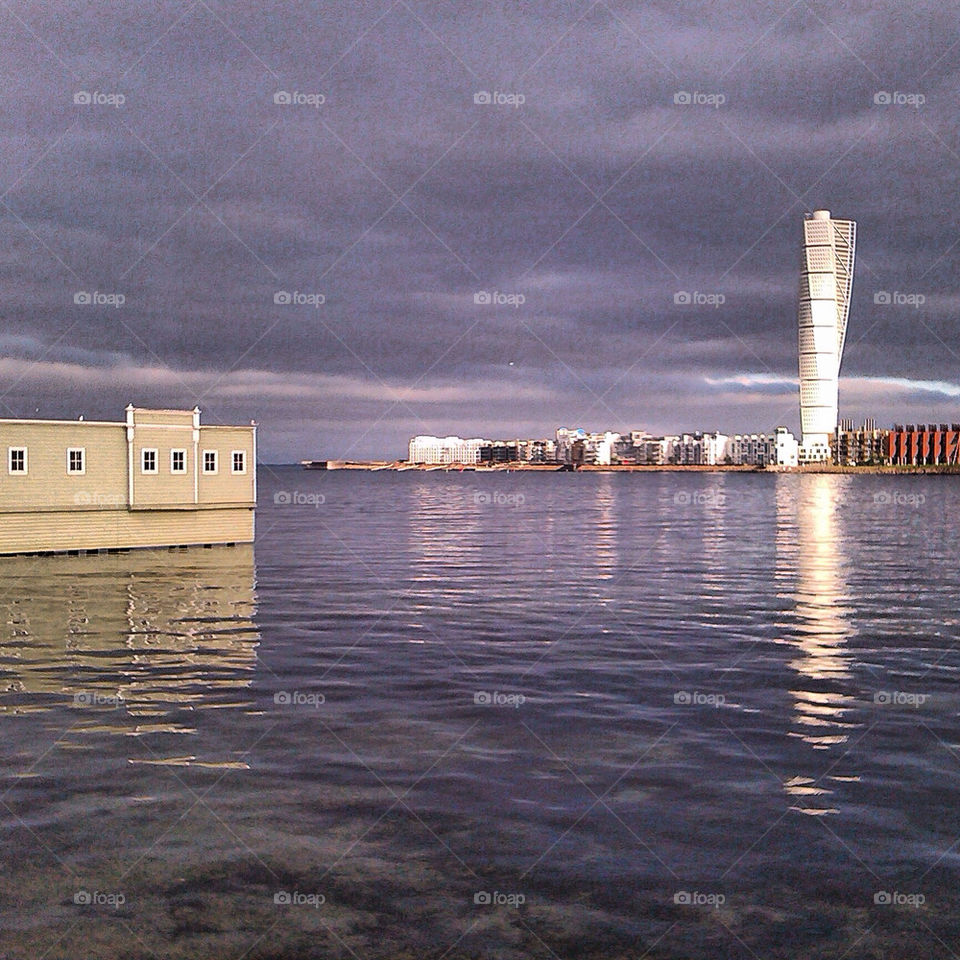 Ribersborg och Turning Torso, Malmö