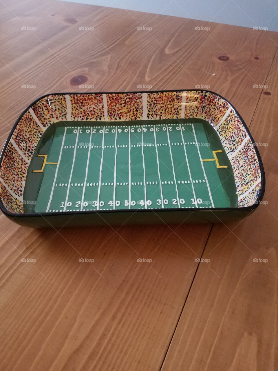 Super Bowl party ceramic chip bowlsby, football field and fans theme