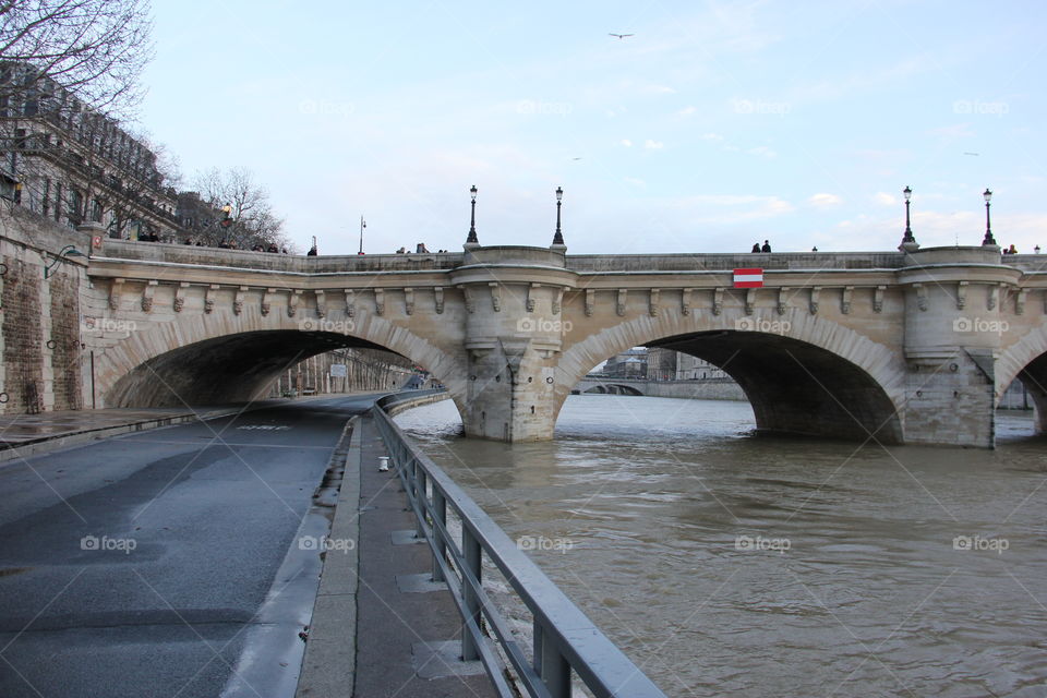 Paris bridge