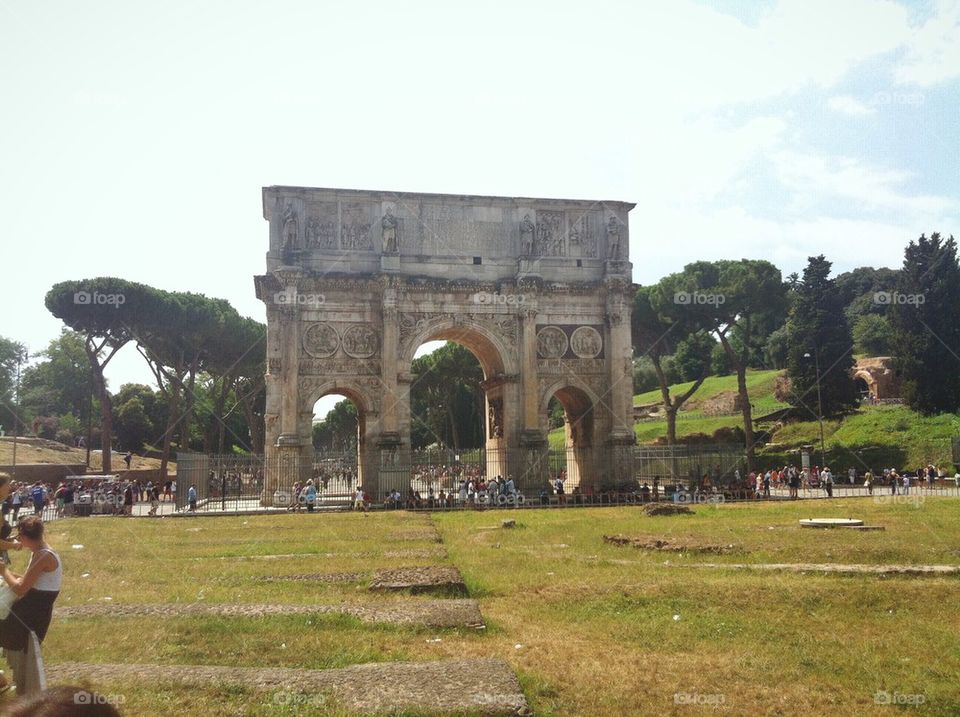 Gate of victory at Rome