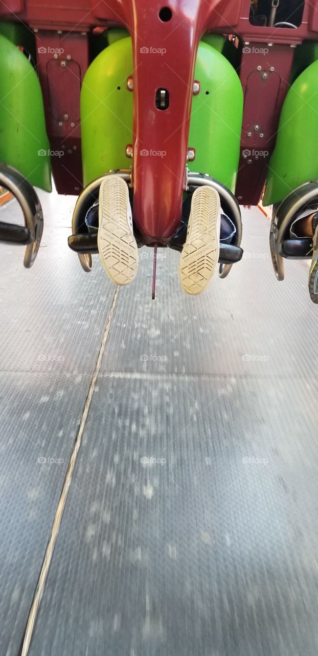Rollercoater Feet