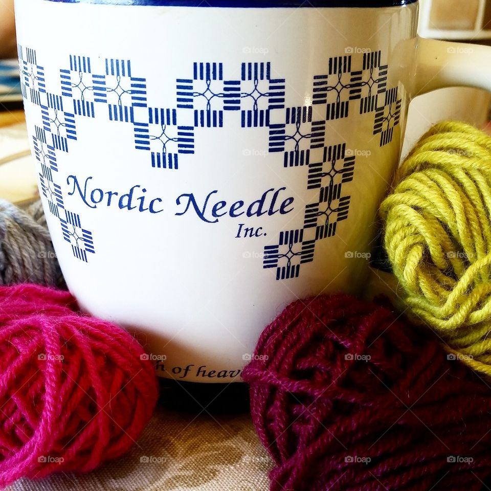 Cashmere Yarn with Mug