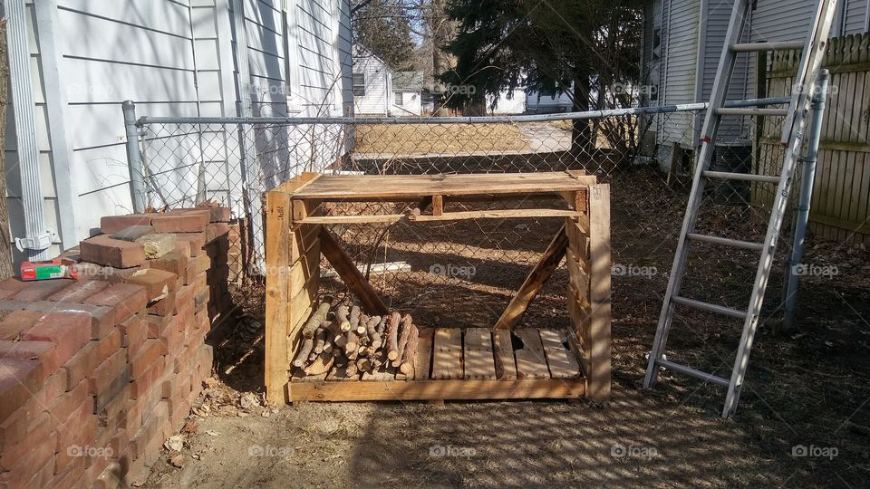 pallet firewood rack