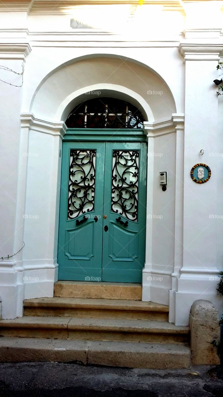 Green door Malta