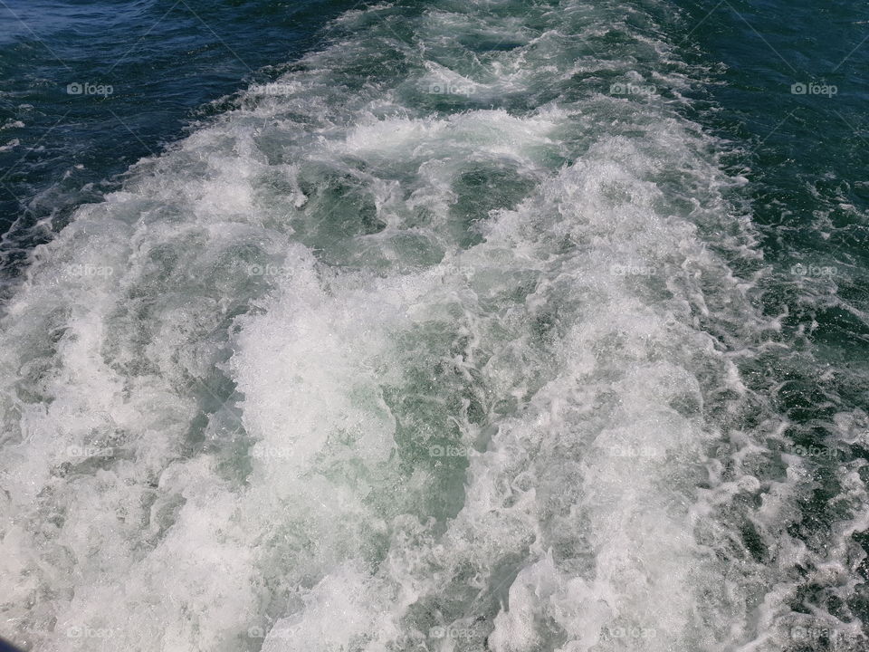 wake from a boat