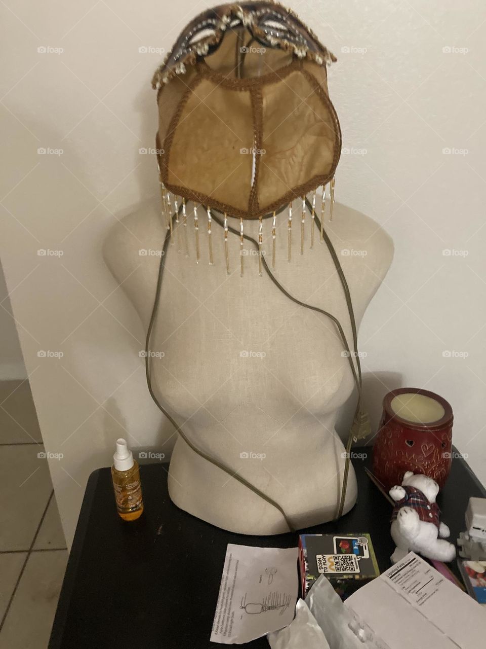 Mannequin lamp