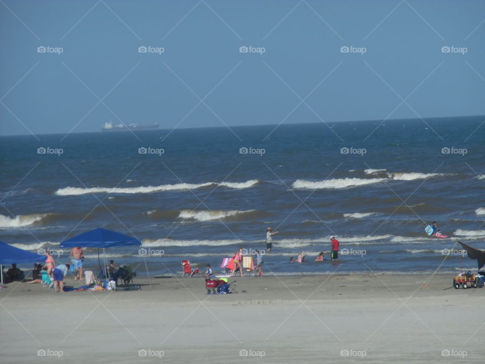 surf city ⚓. This is a vacation photo 📷 that I took while visiting the Gulf of Mexico. 👣 🚶 🏃 🔥 💨