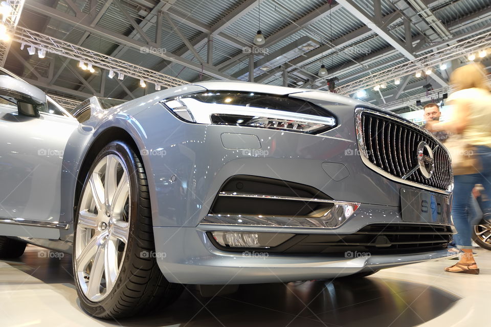 Volvo S90