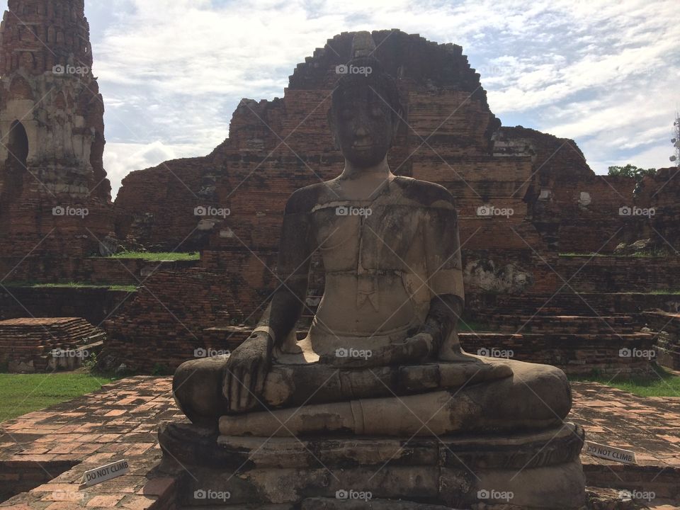 ayutthaya  temple ruins