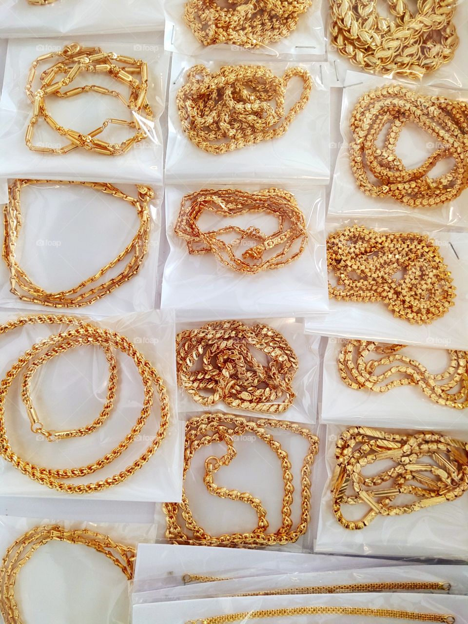 treder of fashion gold covering  jewellery