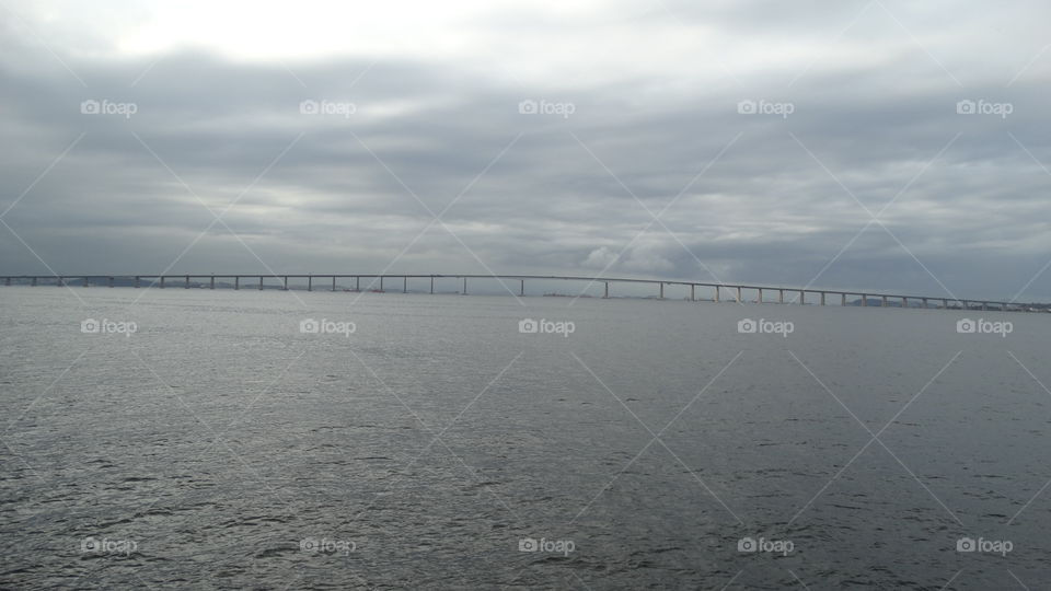 A Ponte em alto mar