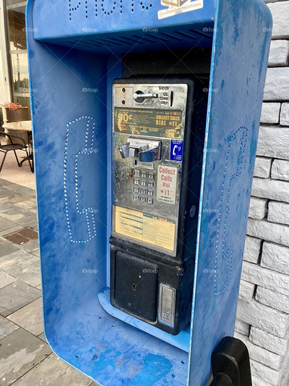 Old broken pay phone 📱