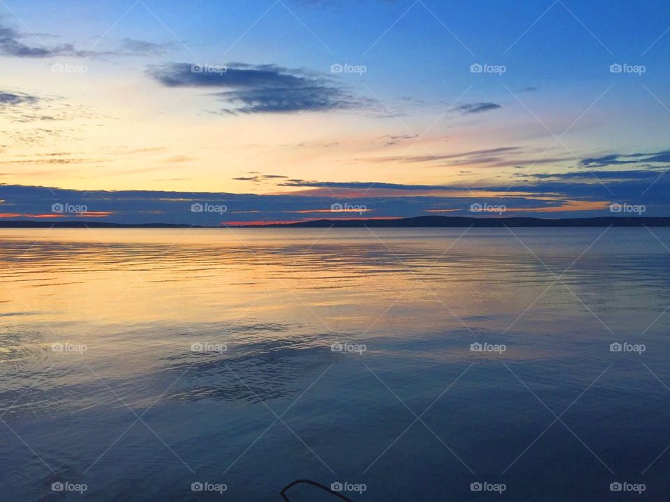 Sunset on the lake 