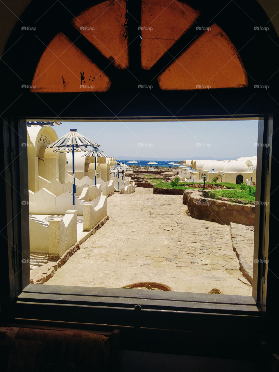 no filter. window to rest