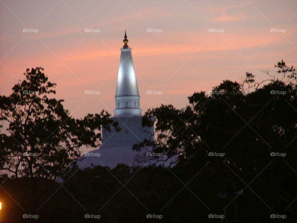 Ruwanweli Seya Anuradhapura