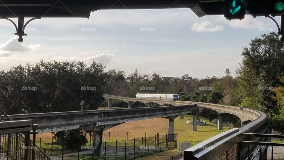 here comes the monorail