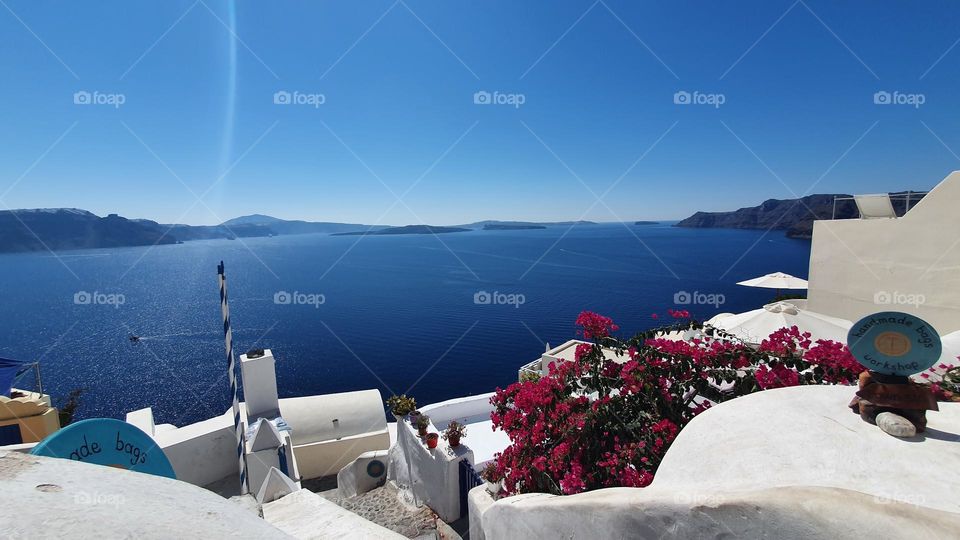 Chill out in Santorini