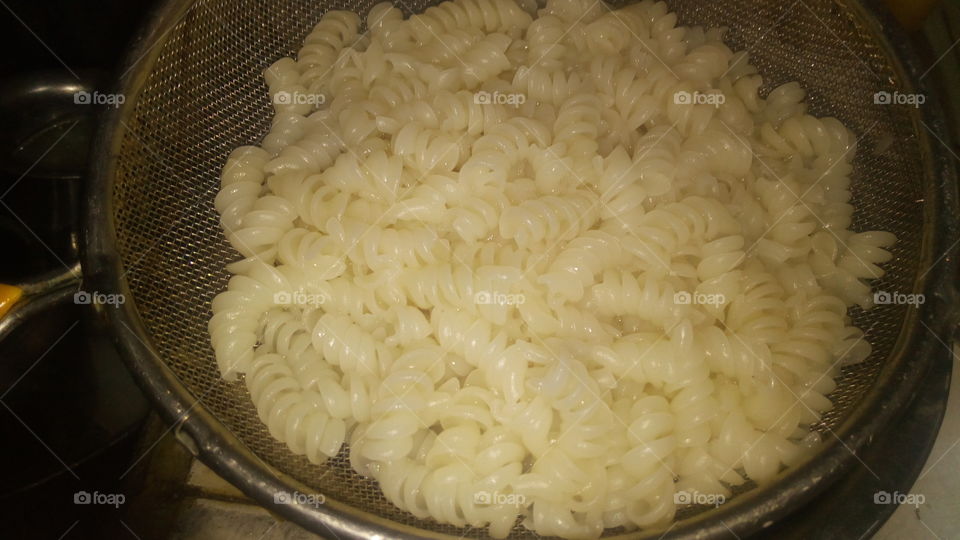 preparing pasta