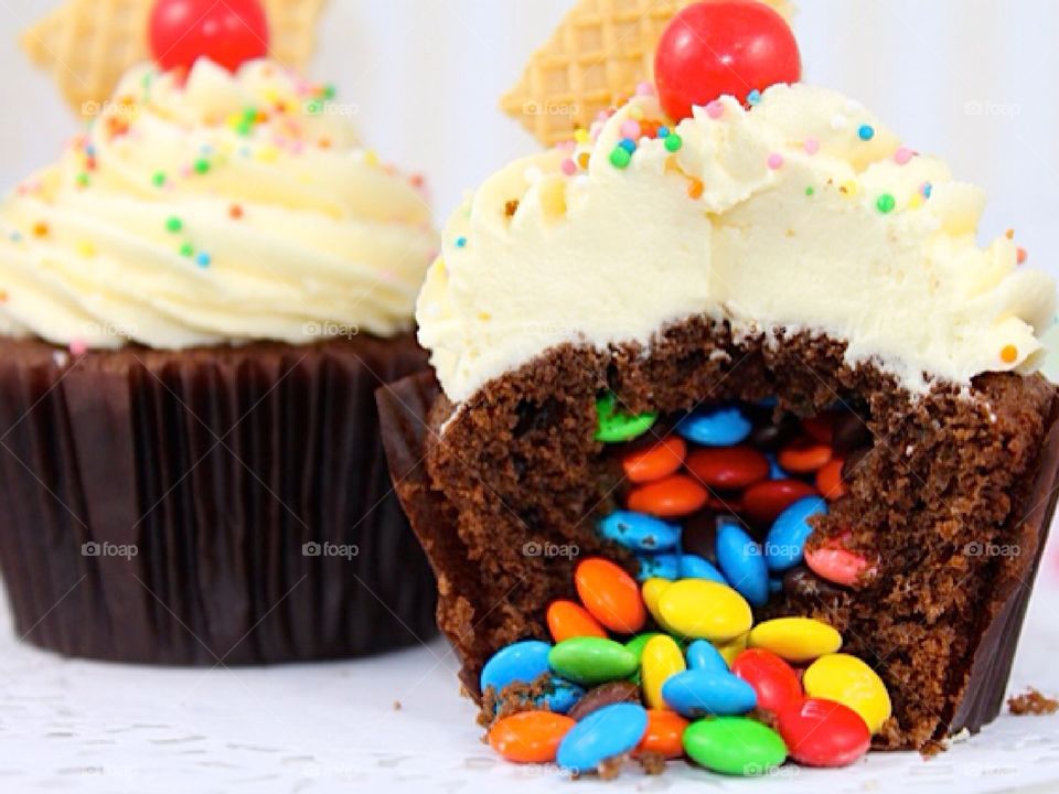 Cupcakes with candies