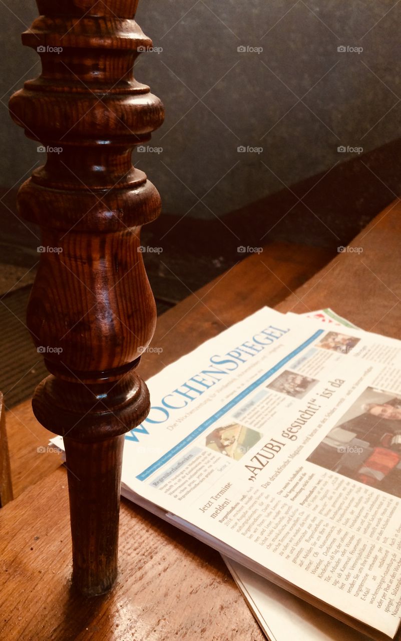 A German newspaper on wooden status