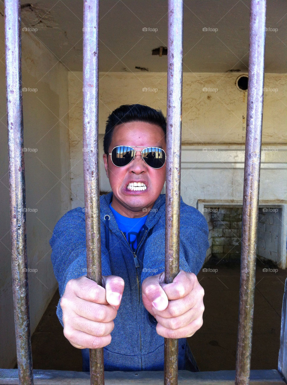 jail alcatraz person prisoner by ichantot