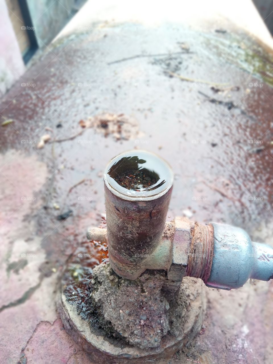 Old, Dirty, No Person, H2 O, Pipe