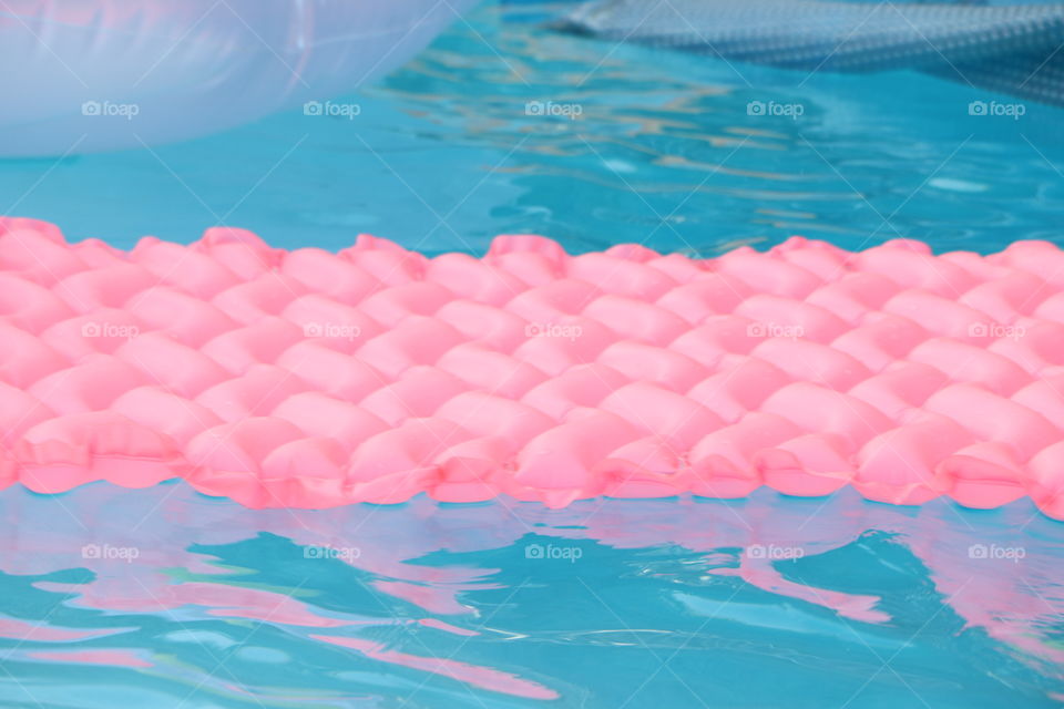 pool floaty
