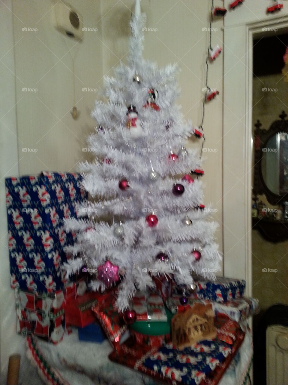 white Christmas tree. tlw