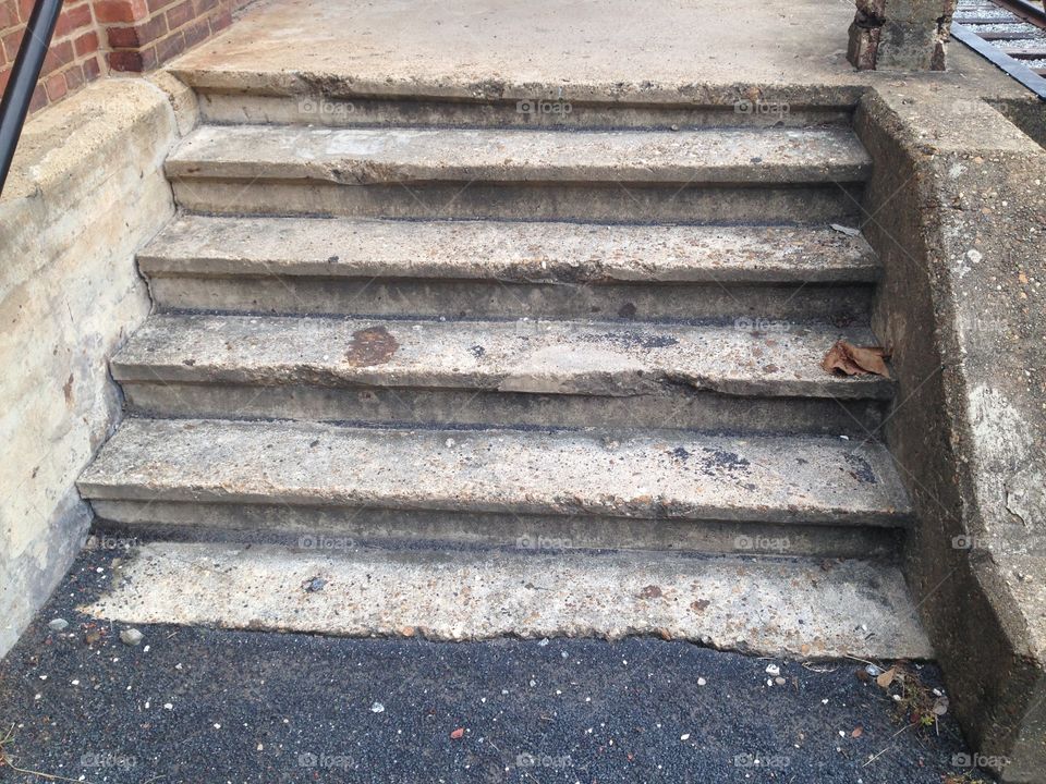 Concrete crumbly stairs