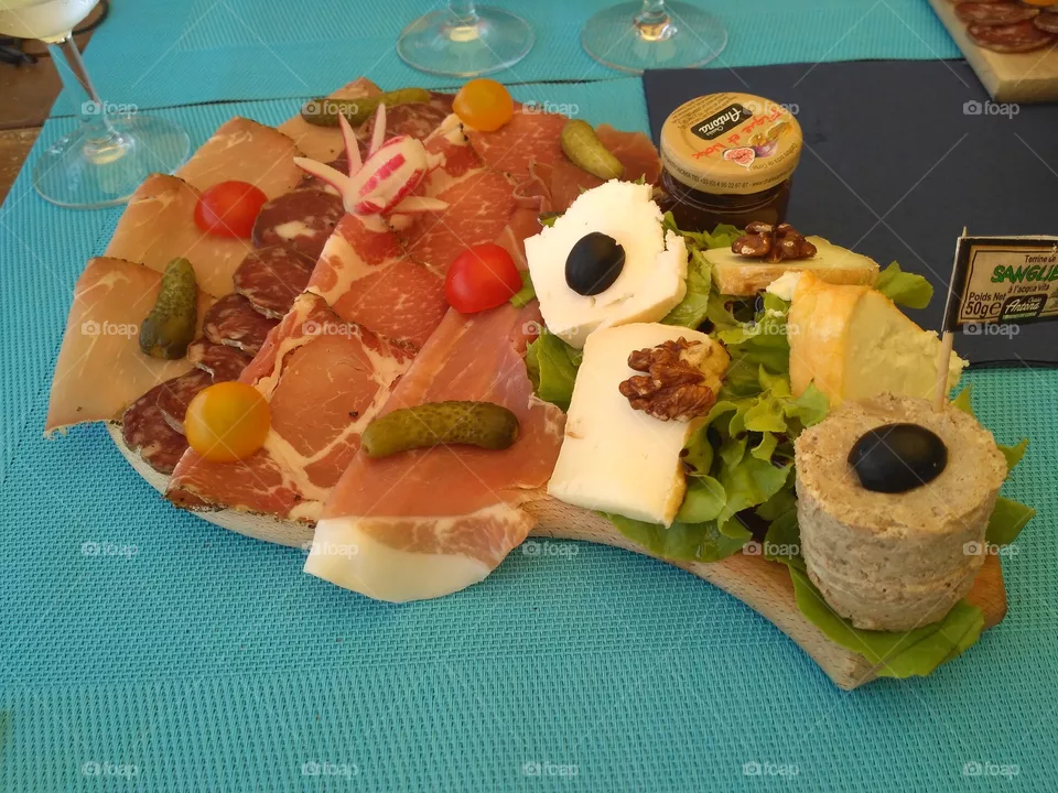Corsican charcuterie and Corsican cheese