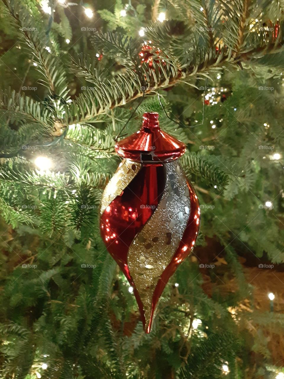 Seasonal decorations . Ornament.