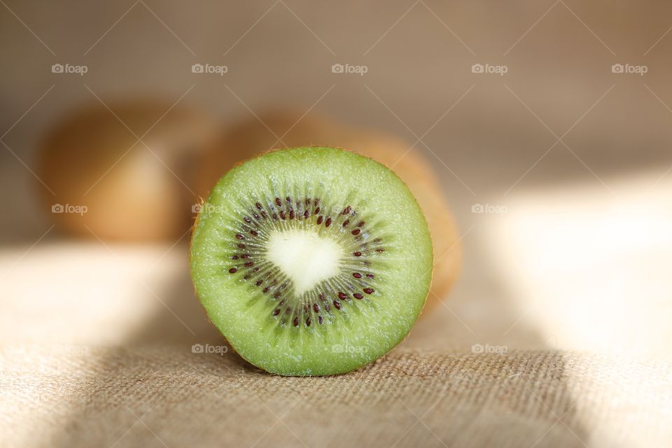 Kiwi fruits 