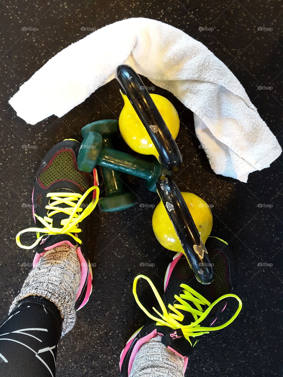 Feeling good with happy laces and bounce on my stride. Let's do this