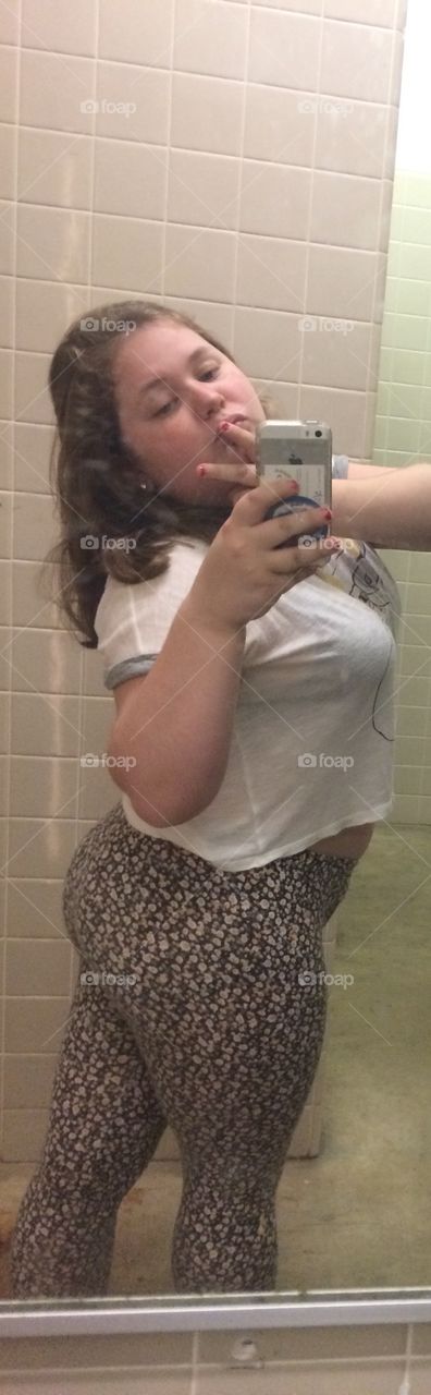 Bathroom selfie 😂