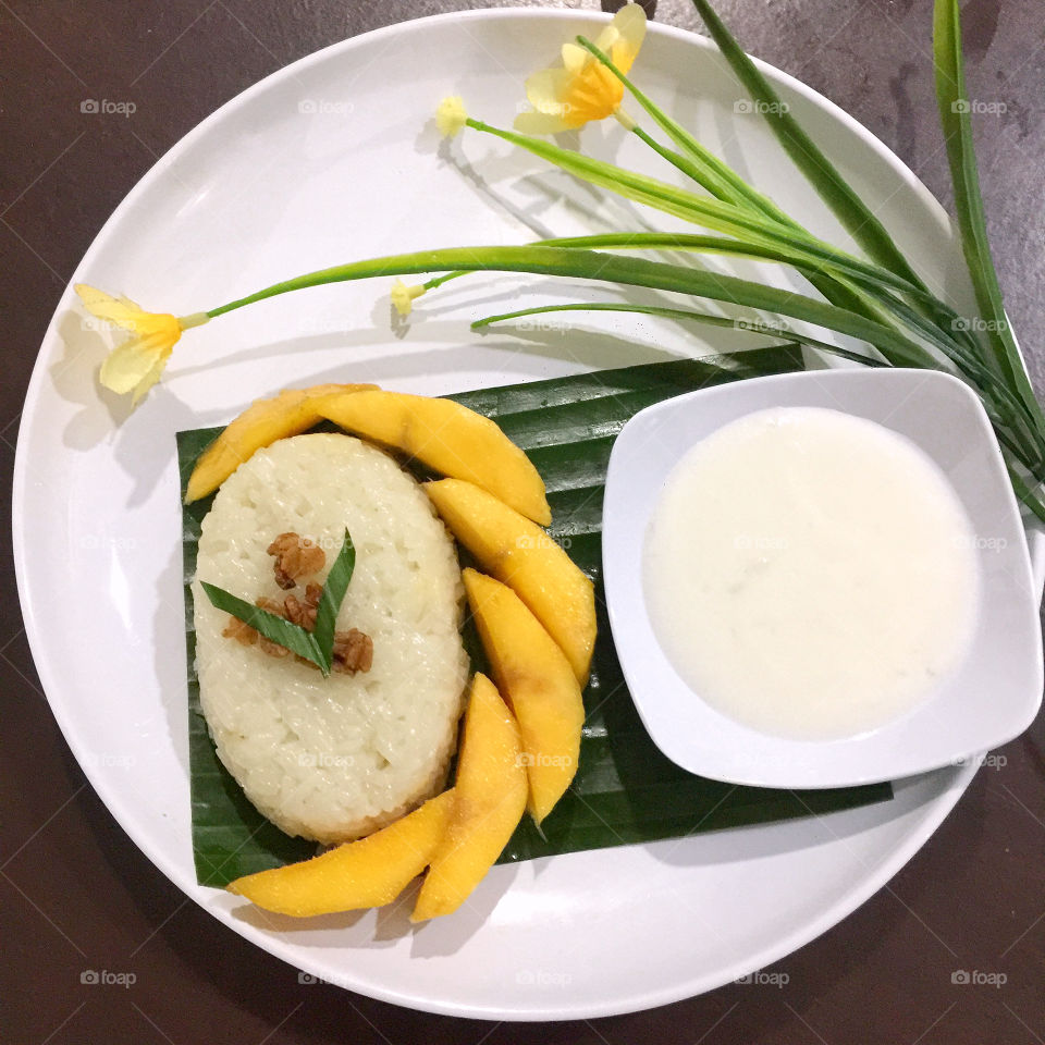 Happy Iftar guys 😙👌🏻 "Mango Sticky Rice"