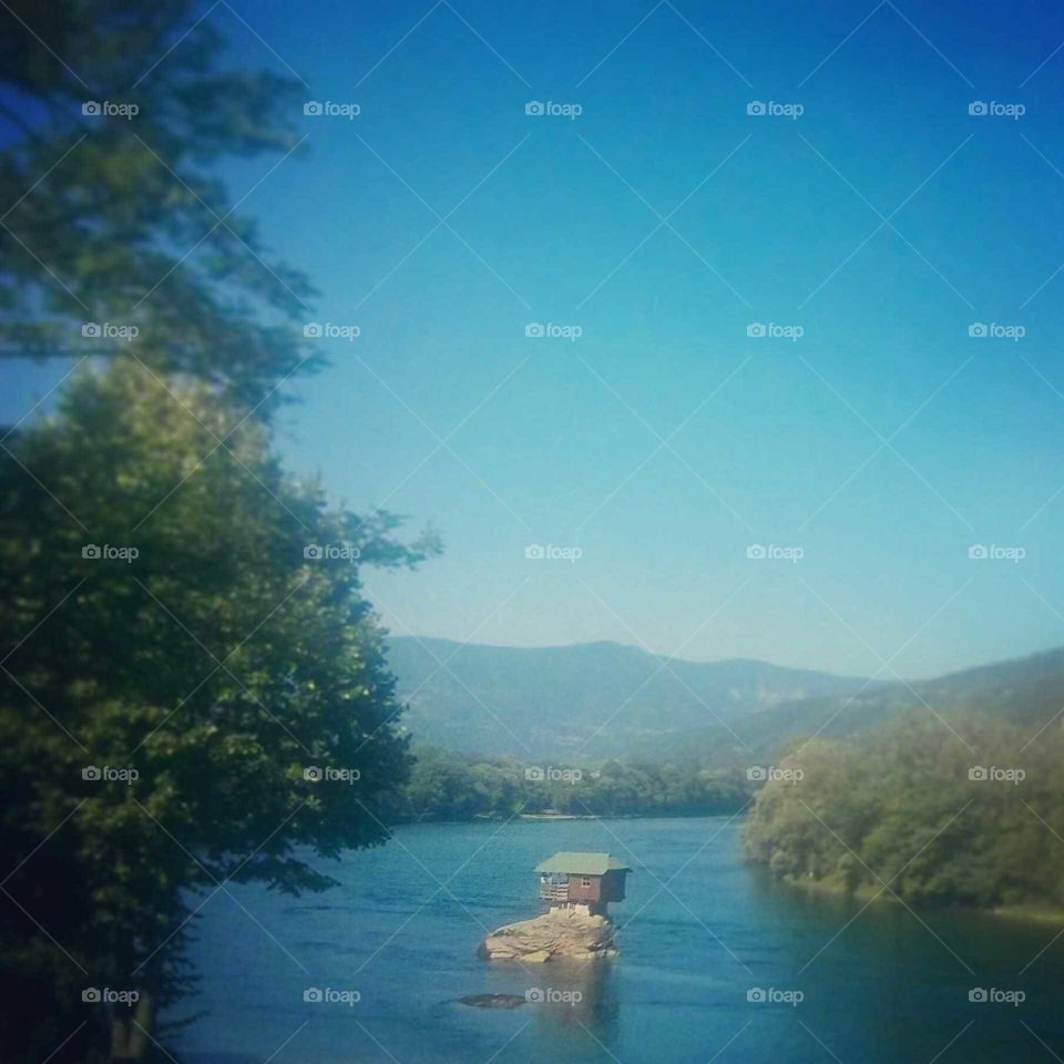 House in the middle of the river