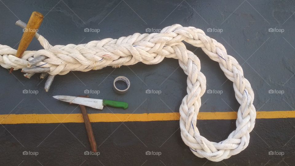 Rope splicing make a Eye splice for mooring ship