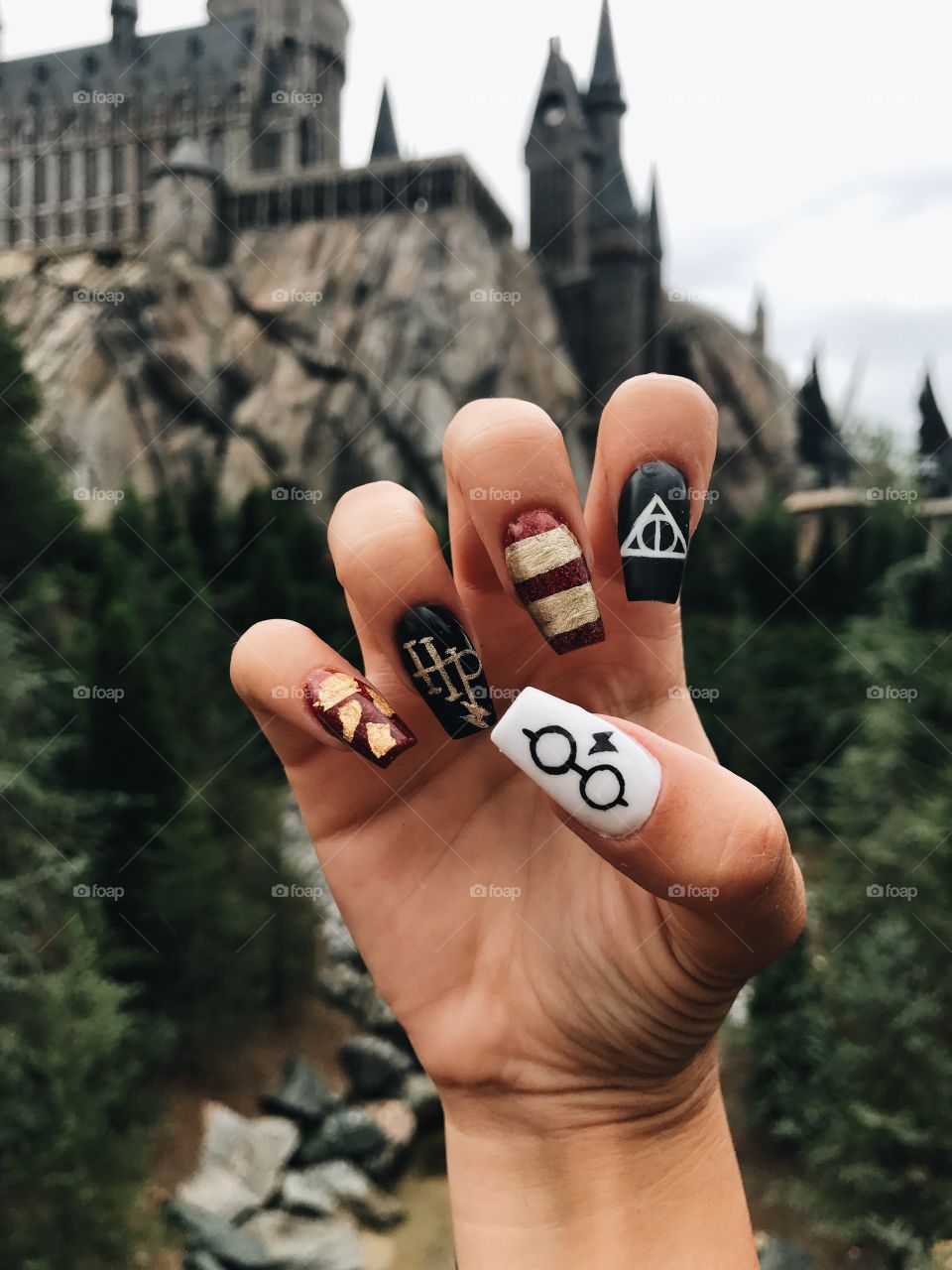 Harry Potter nails at Harry Potter world !
