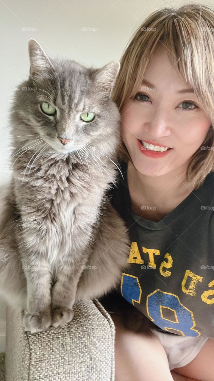 Is he cool huh~~~ my lovely cat 