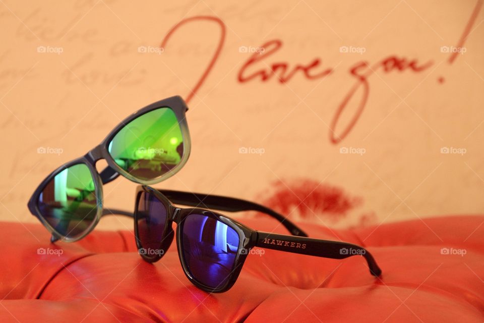 Sunglasses in love