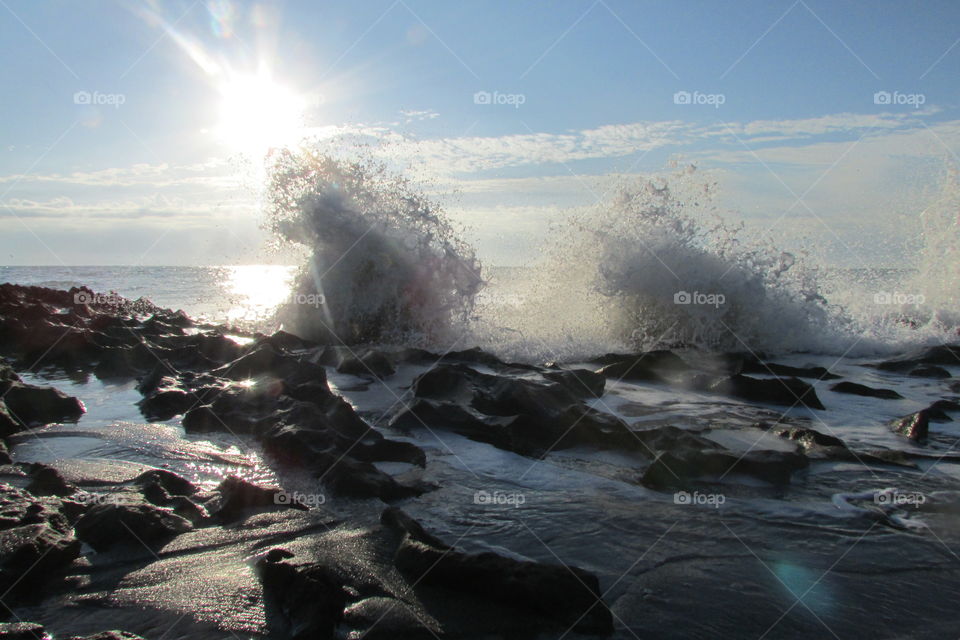 Awesome waves crashing in singer island Florida 