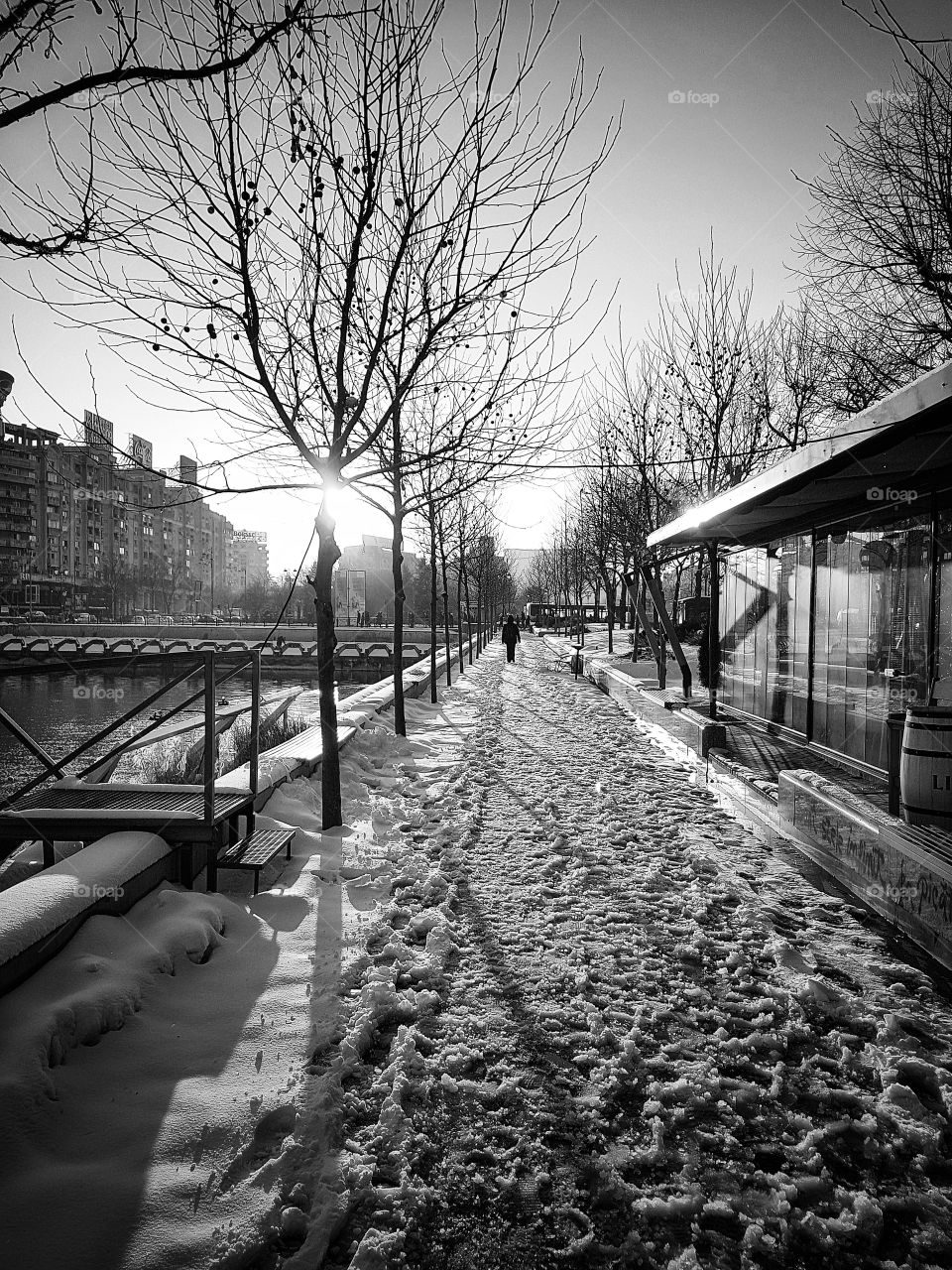 Dambovita's shore - Unirii Square in Bucharest