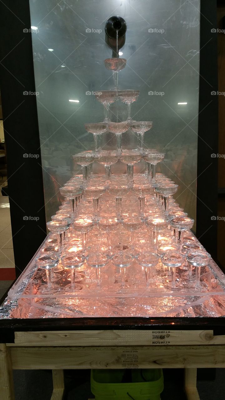 Glass fountain