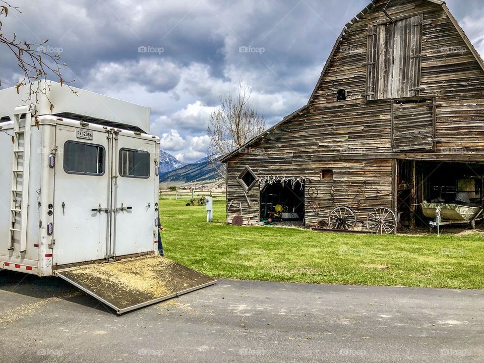 Horse Trailer and Barn in Montana 