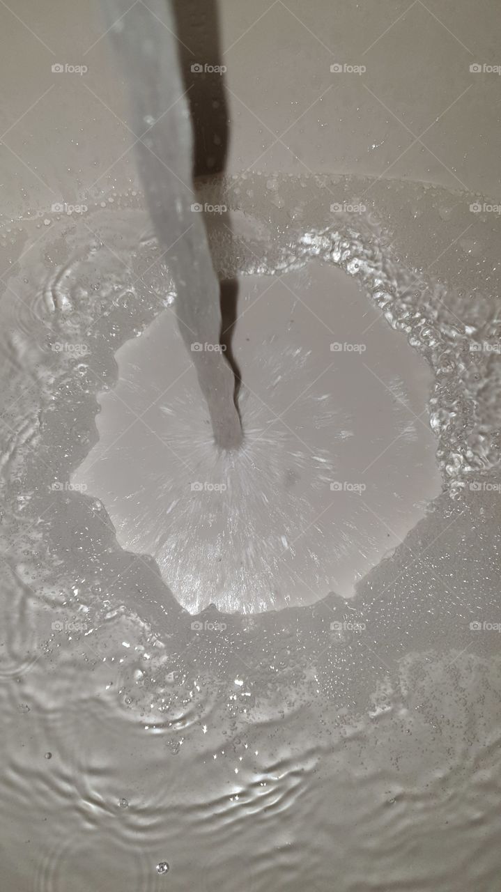 running water in bath